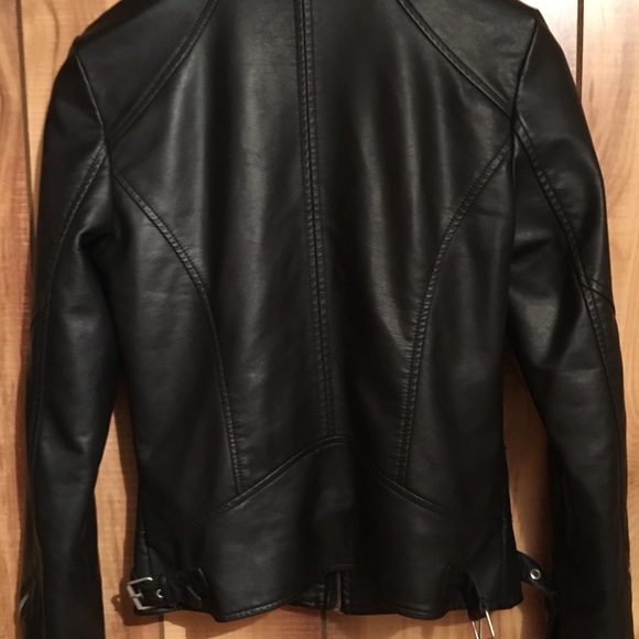 Le Chateau fitted jacket - Picture 8 of 8